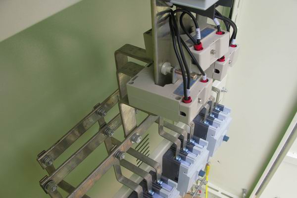 赤城配电柜-3683谈谈配电柜的尺寸有哪些